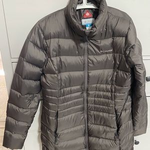 Winter sale!!!  Columbia coat, light weight